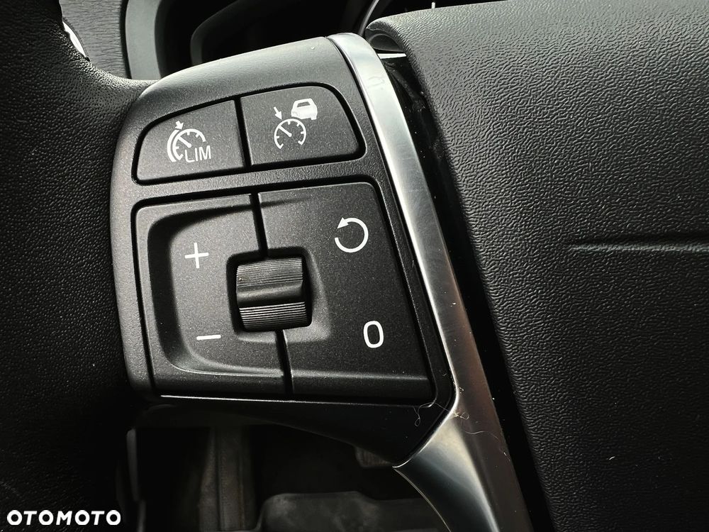 Volvo V40 Cross Country D2 Drive-E Base - 28