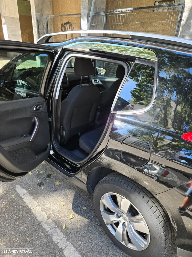 Peugeot 2008 1.4 HDi Active - 11