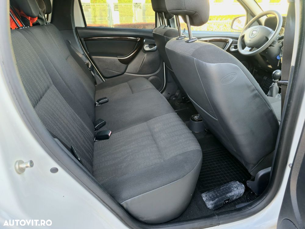 Dacia Duster ver-1-5-dci-4x4-ambiance - 11