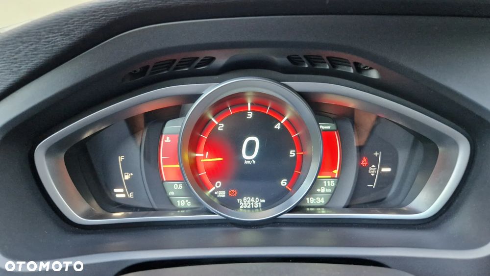 Volvo V40 Cross Country D2 Summum - 24