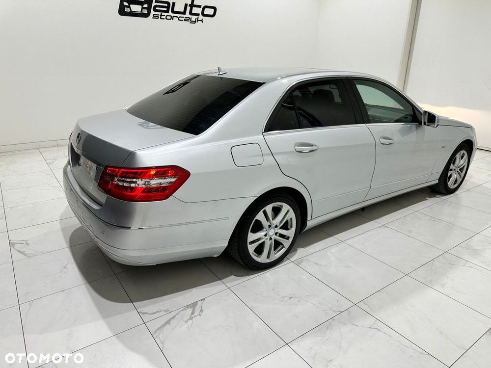 Mercedes-Benz Klasa E - 6