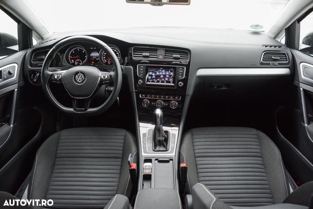 Volkswagen Golf 1.6 BlueTDI DSG Cup - 12