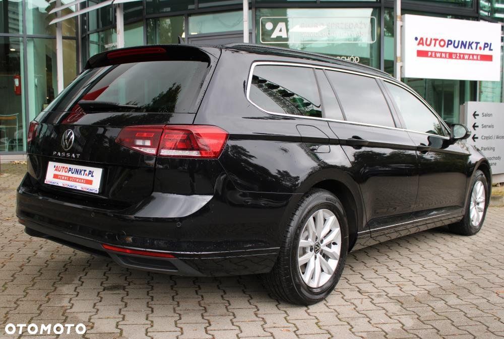 Volkswagen Passat - 5