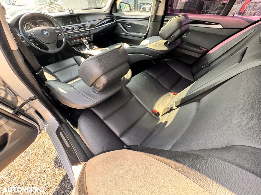 BMW Seria 5 520d Aut. - 24