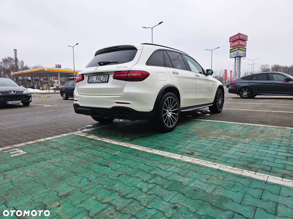 Mercedes-Benz GLC - 6
