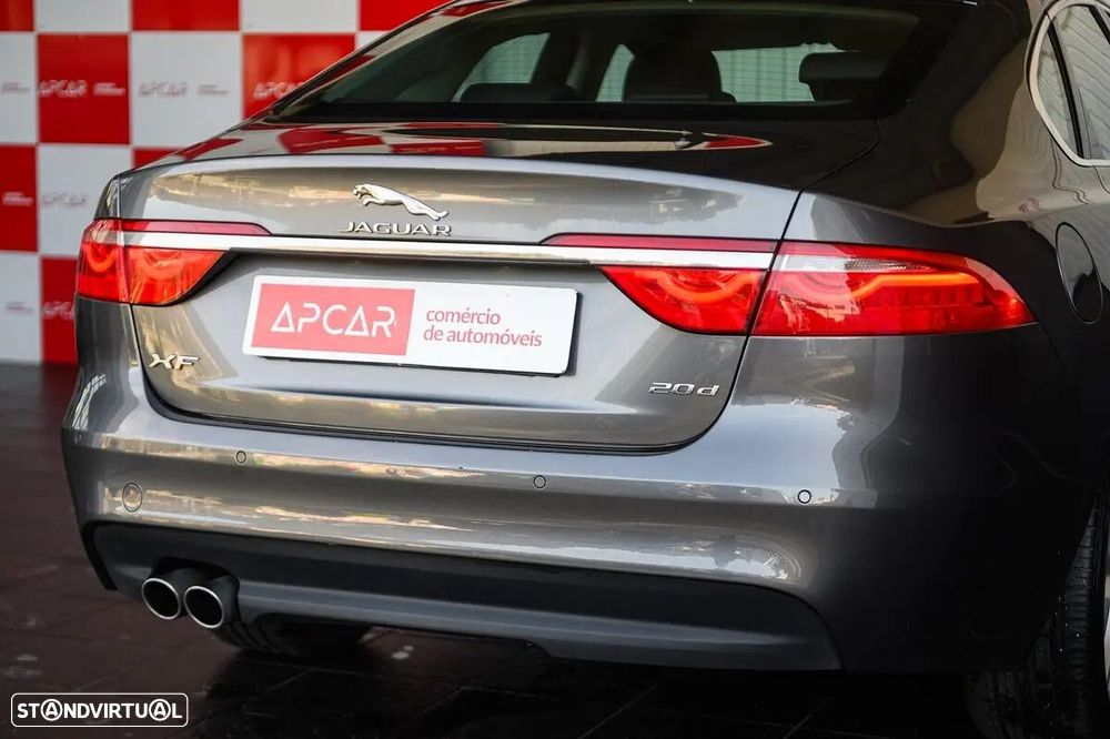 Jaguar XF 2.0 D R-Sport Aut. - 23