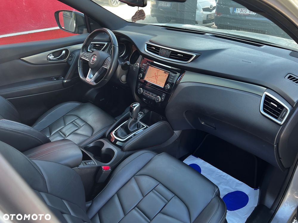 Nissan Qashqai 1.3 DIG-T DCT TEKNA+ - 23
