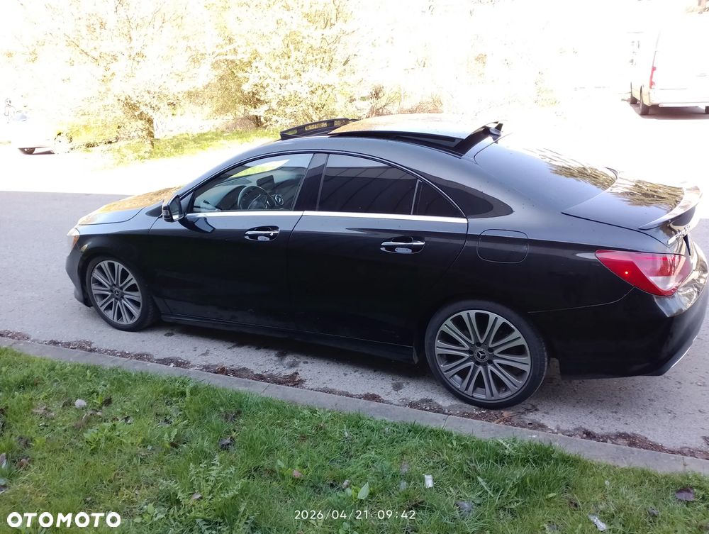 Mercedes-Benz CLA 250 4-Matic 7G-DCT - 12