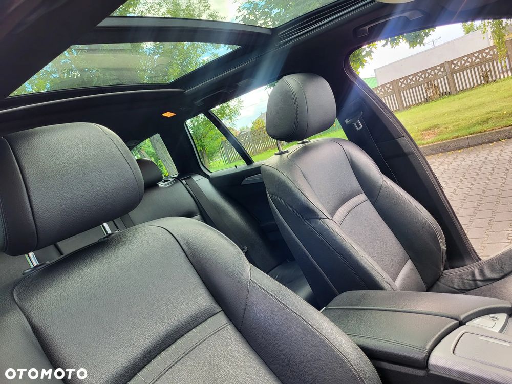 BMW Seria 5 525d xDrive - 21