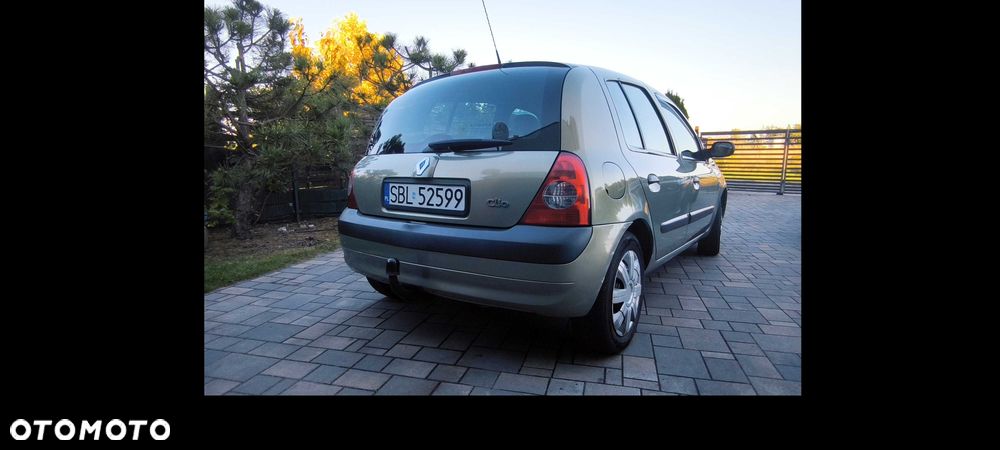 Renault Clio 2003 photo 2
