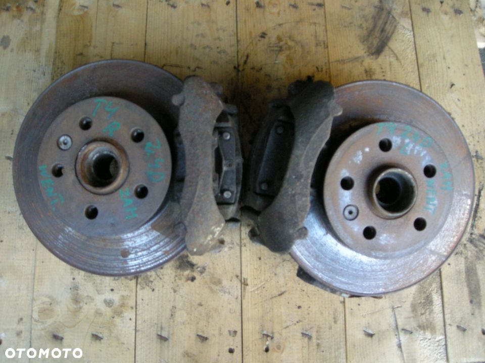 ZACISK HAMULCOWY T4 2.4D - 1