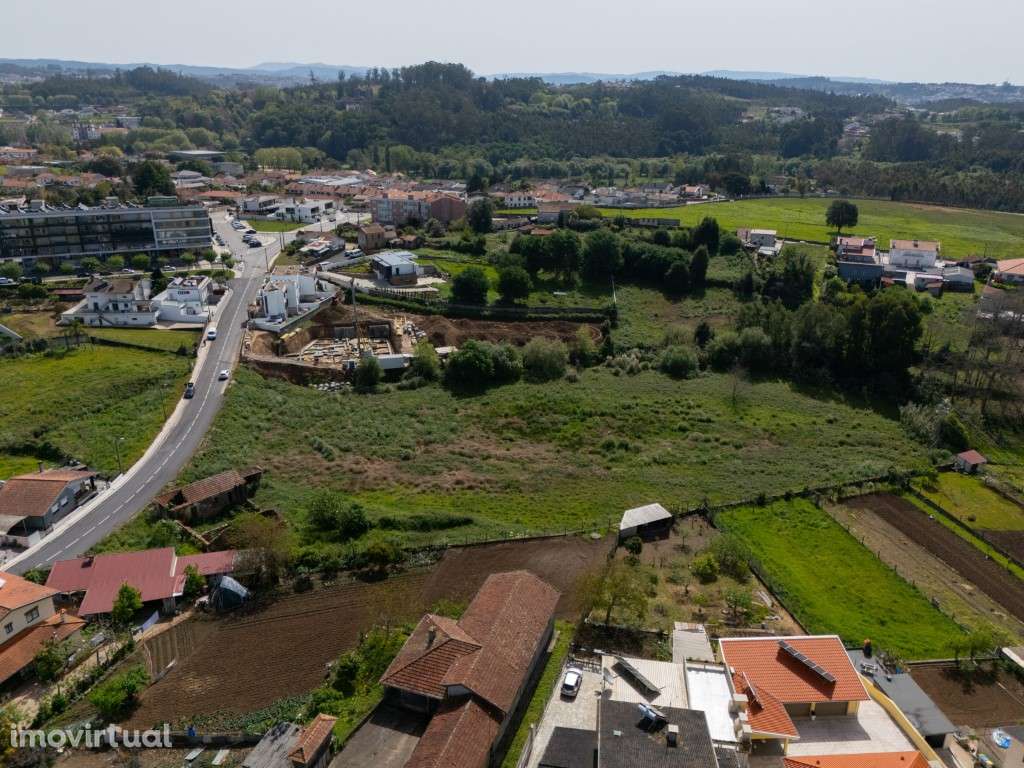 Terreno para construção multi familiar - Grande imagem: 4/8