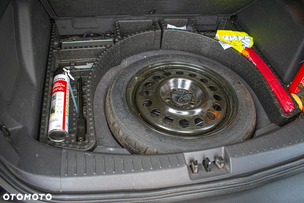 Ford Escape 2.0 EcoBoost AWD Titanium - 21