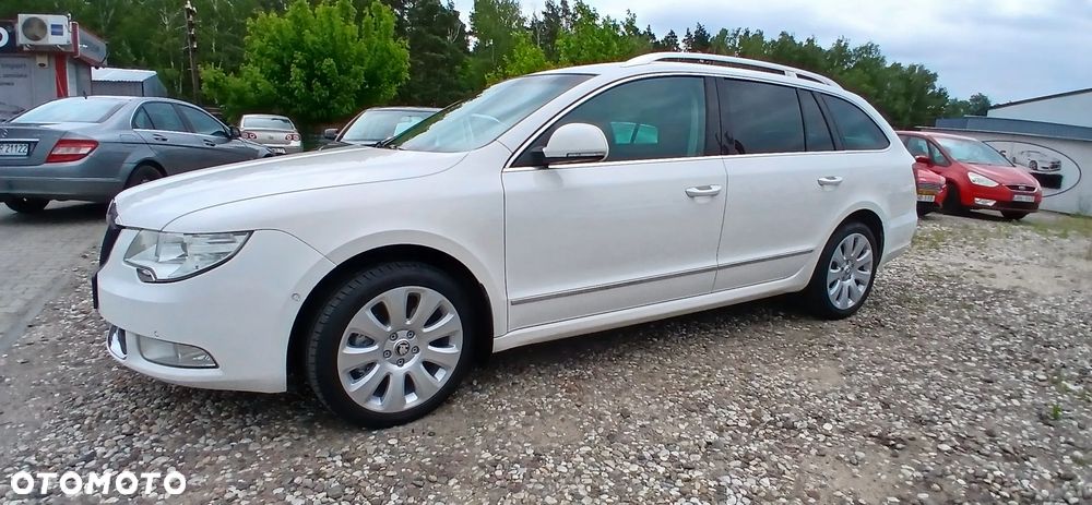Skoda Superb 2.0 TDI 4x4 DSG Ambition - 3