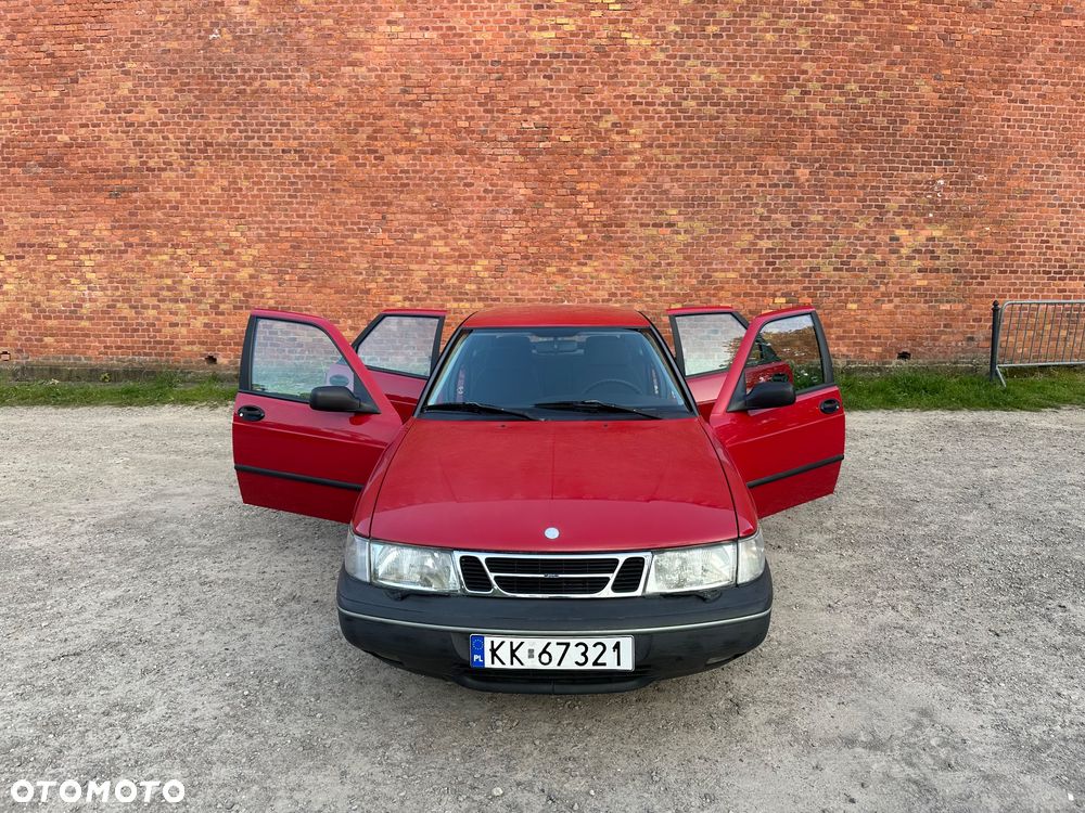 Saab 900 2.3 S - 13
