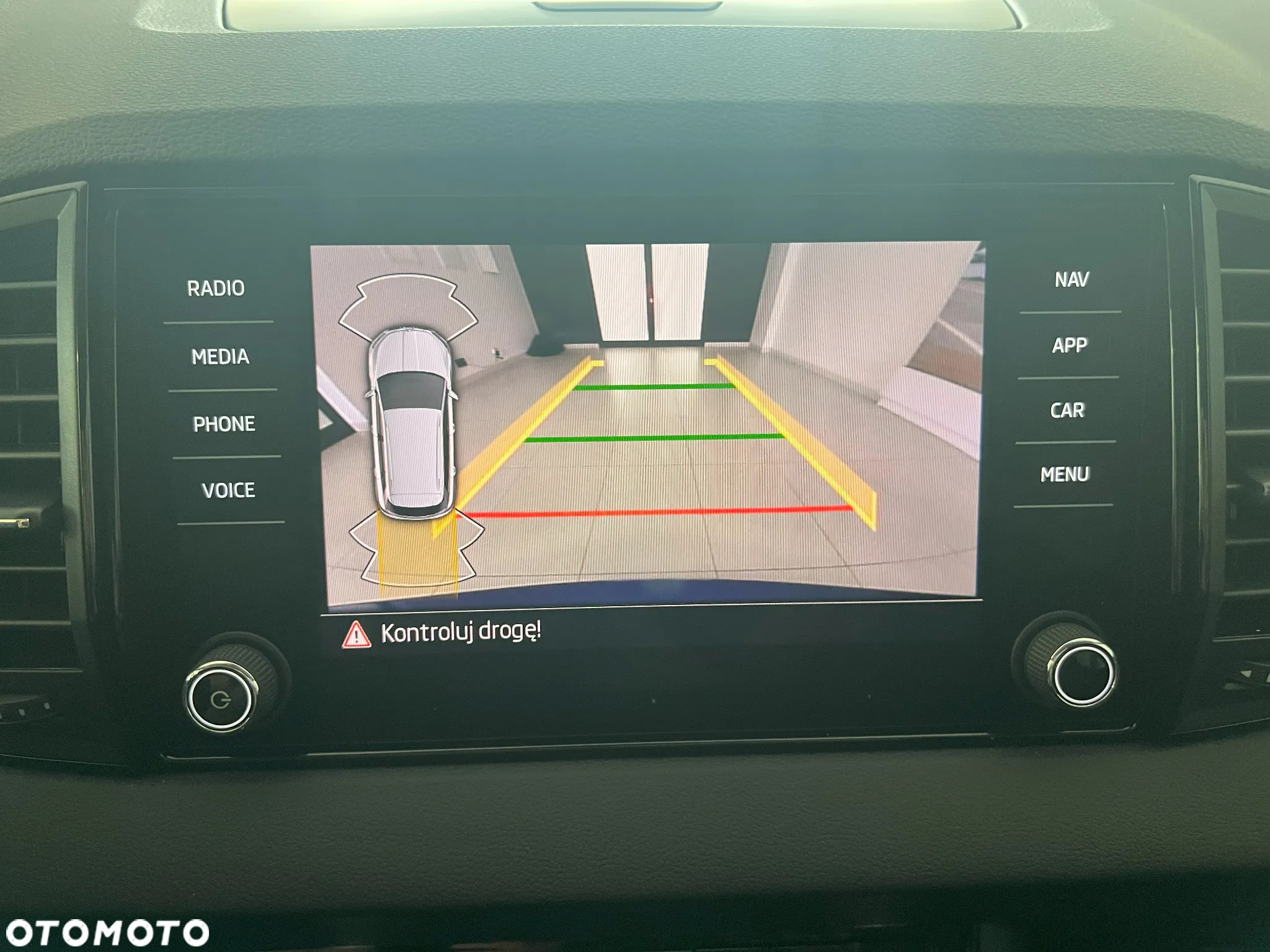 Skoda Karoq 1.5 TSI ACT Selection DSG - 24