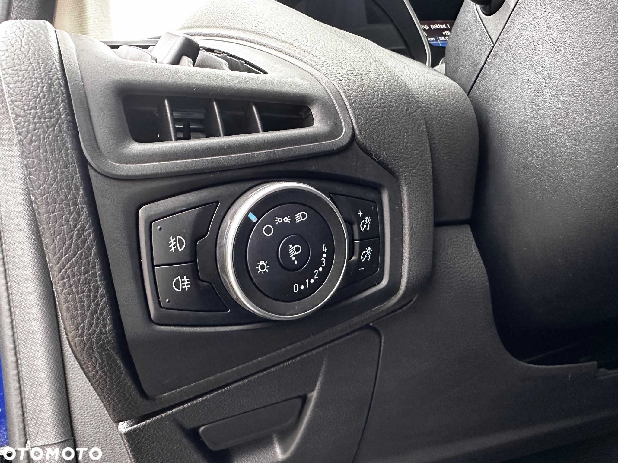 Ford Focus Turnier 1.0 EcoBoost Start-Stopp-System COOL&CONNECT DESIGN - 18