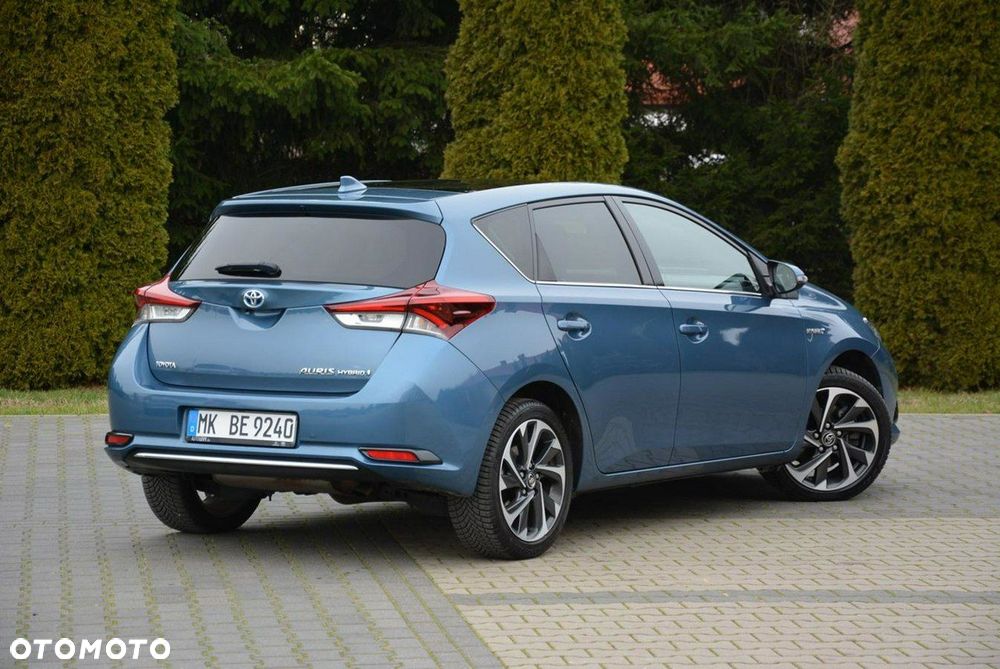 Toyota Auris Hybrid 135 Premium - 13