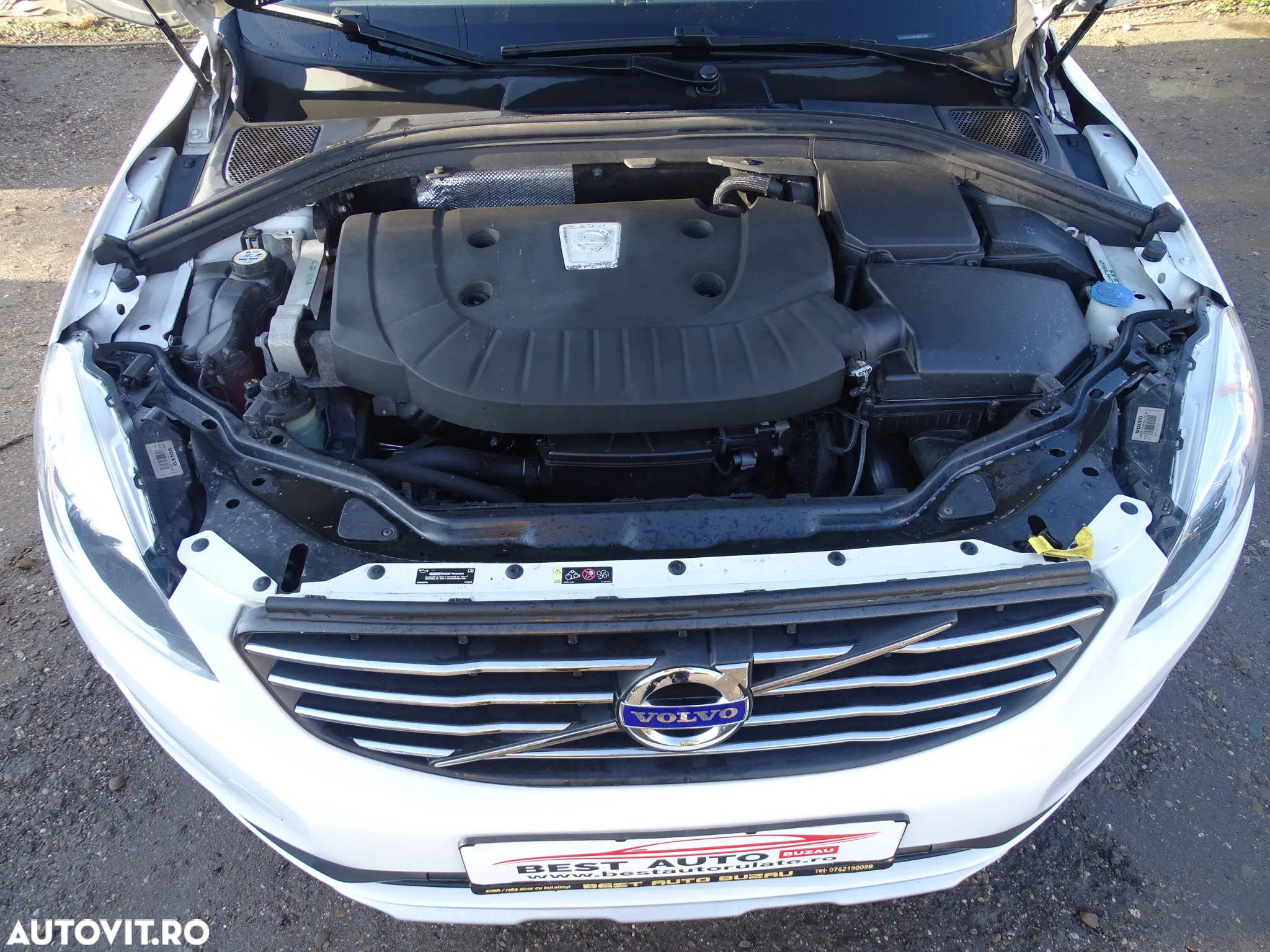 Volvo XC 60 D3 Momentum - 17