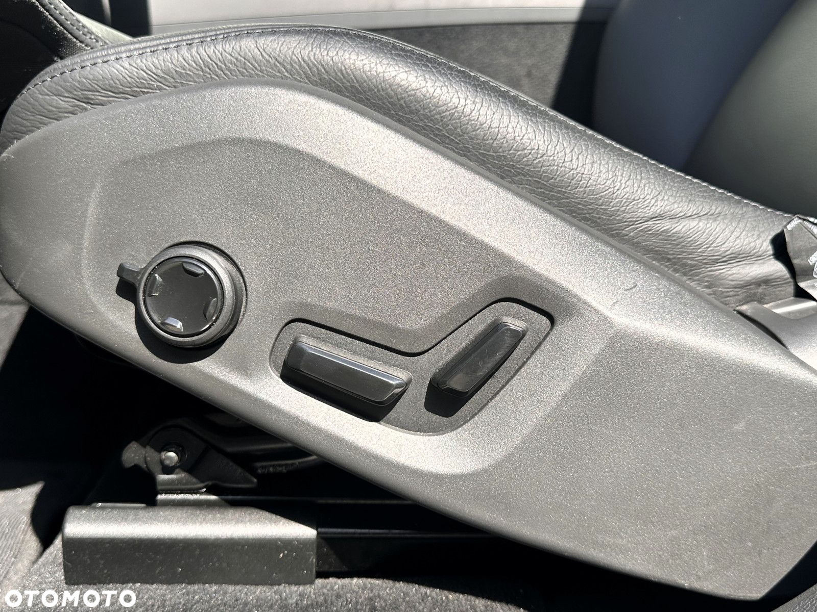 Volvo XC 60 - 19