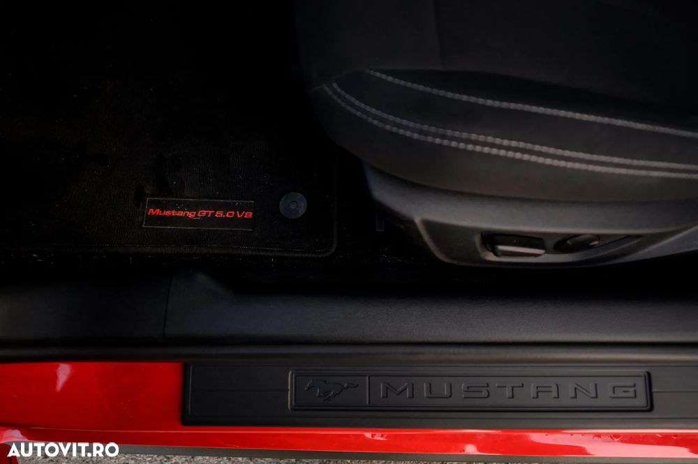 Ford Mustang 5.0 V8 GT - 17