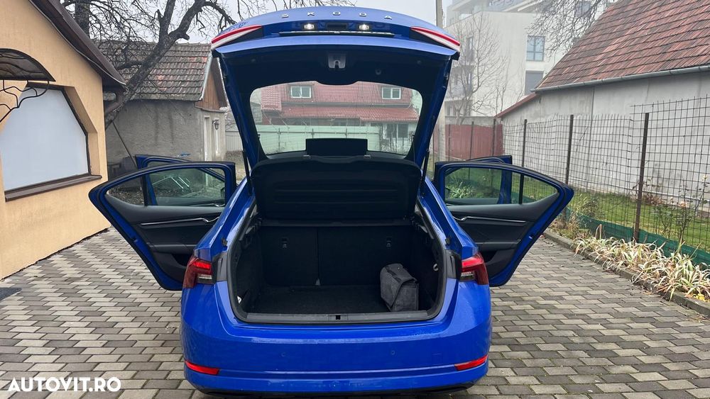 Skoda Octavia 2.0 TDI DSG Ambition - 12