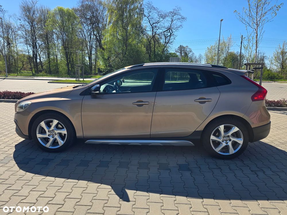 Volvo V40 Cross Country D3 Geartronic Momentum - 5