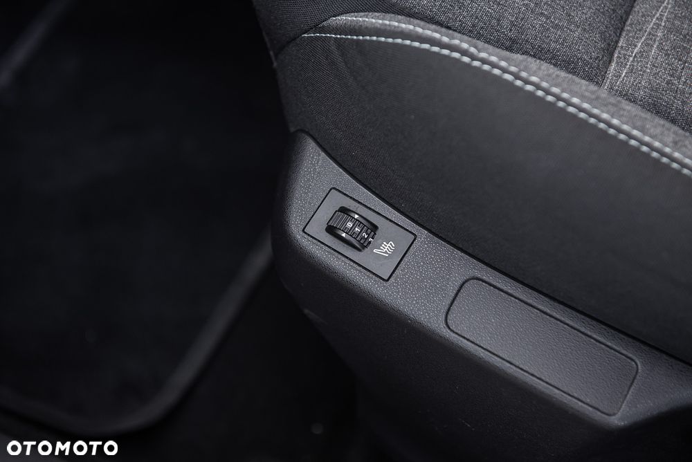 Citroën C4 BlueHDi 120 Stop&Start Selection - 17