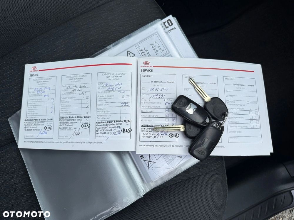 Kia Carens 2.0 CVVT EX - 29