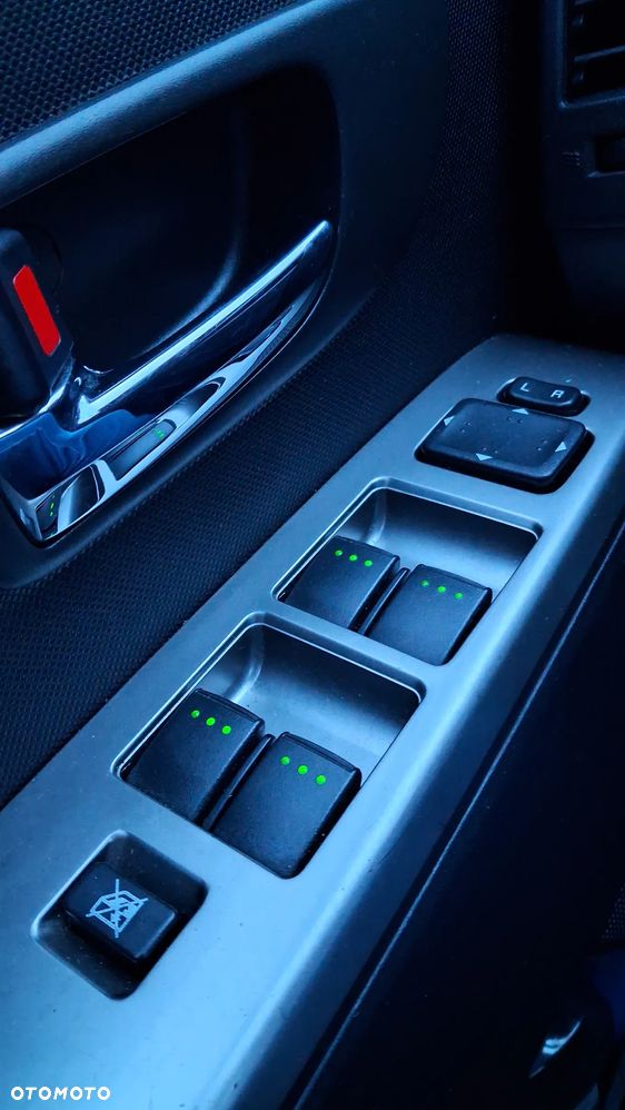 Mazda 5 2.0 CD DPF Exclusive - 9