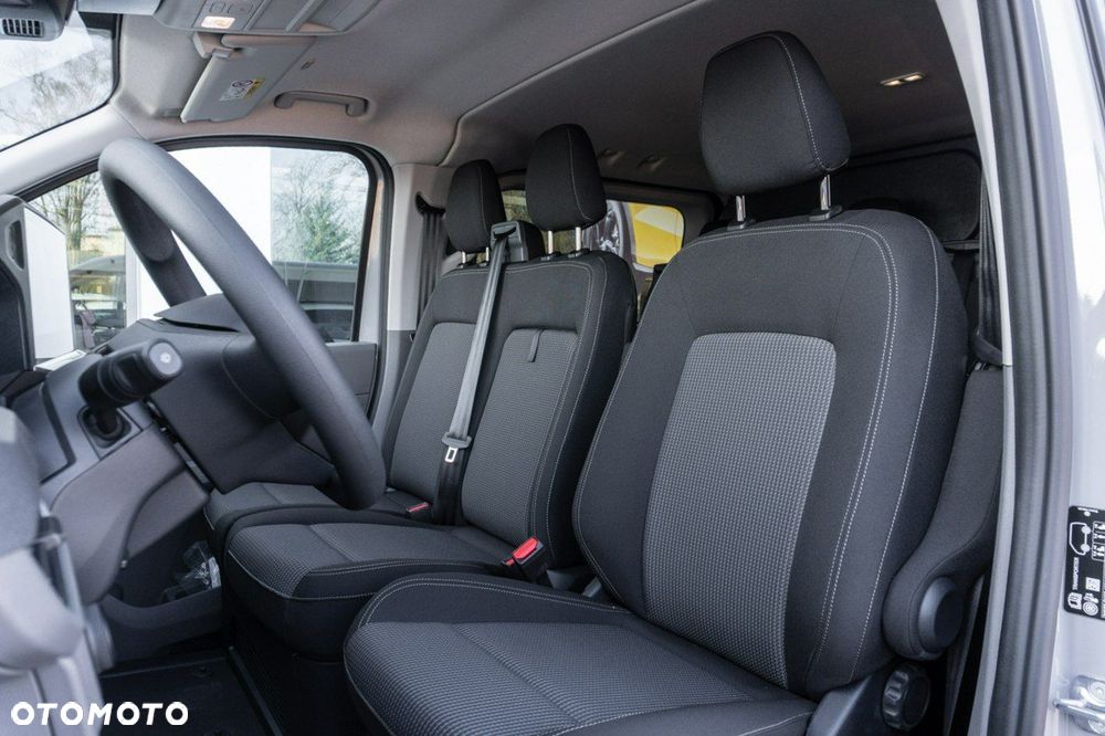 Volkswagen Transporter - 11