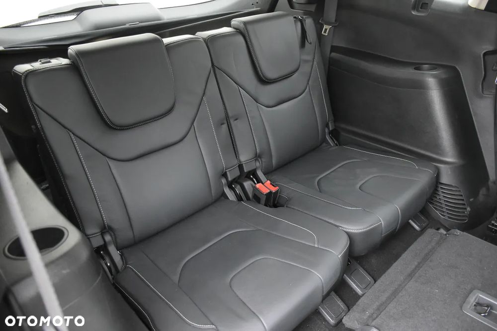 Ford S-Max 2.0 TDCi ST-Line - 38