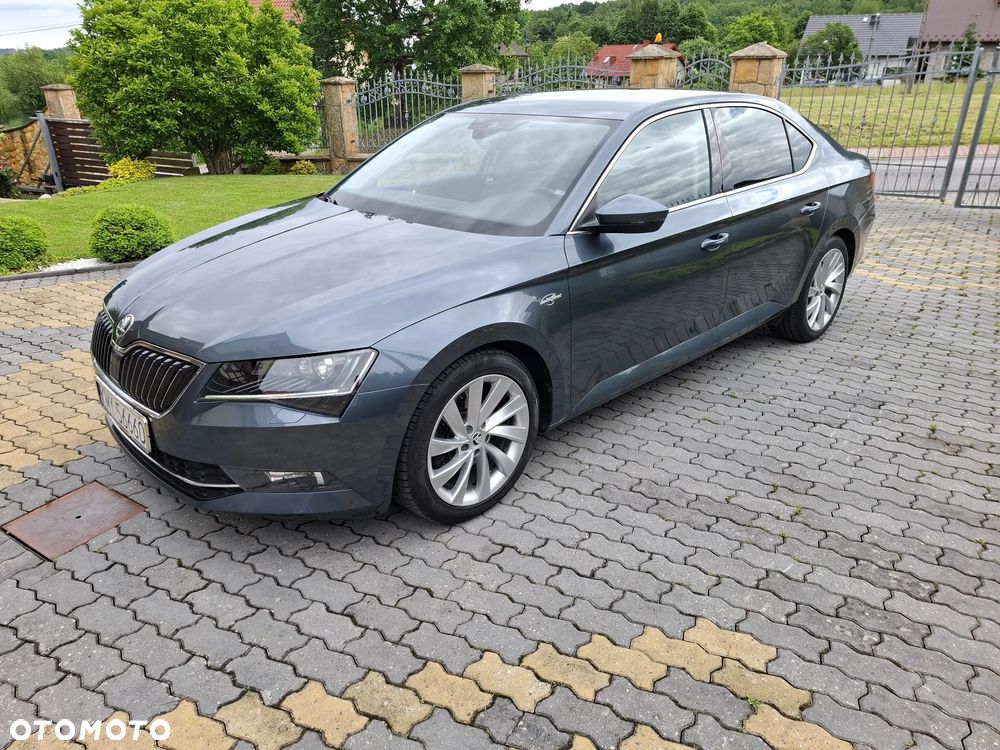 Skoda Superb 2.0 TDI 4x4 L&K DSG - 1