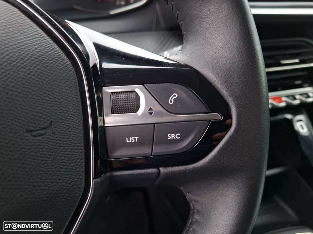 Peugeot 208 1.2 PureTech Style - 17
