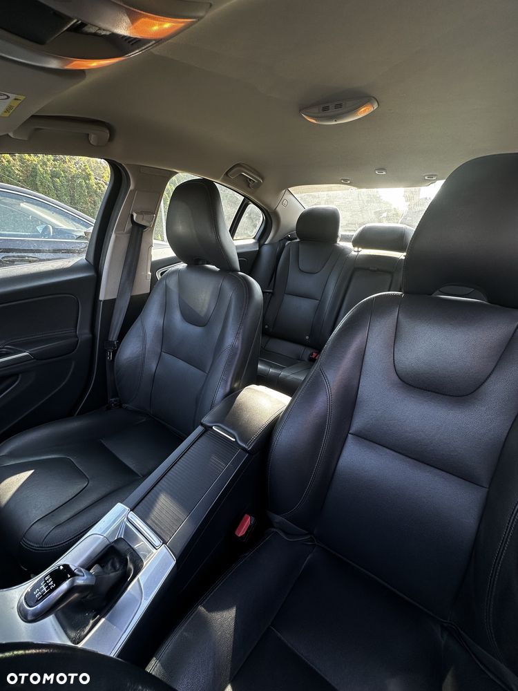 Volvo S60 - 10