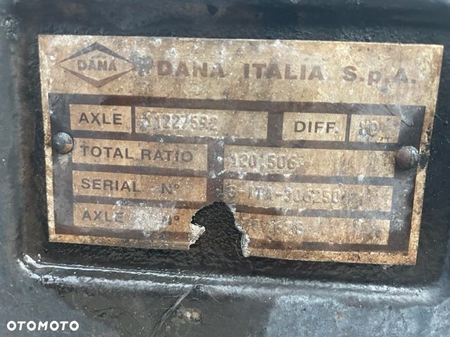 Claas Axion 910-950 -  Most Napędowy Przedni [CZĘŚCI] - 4