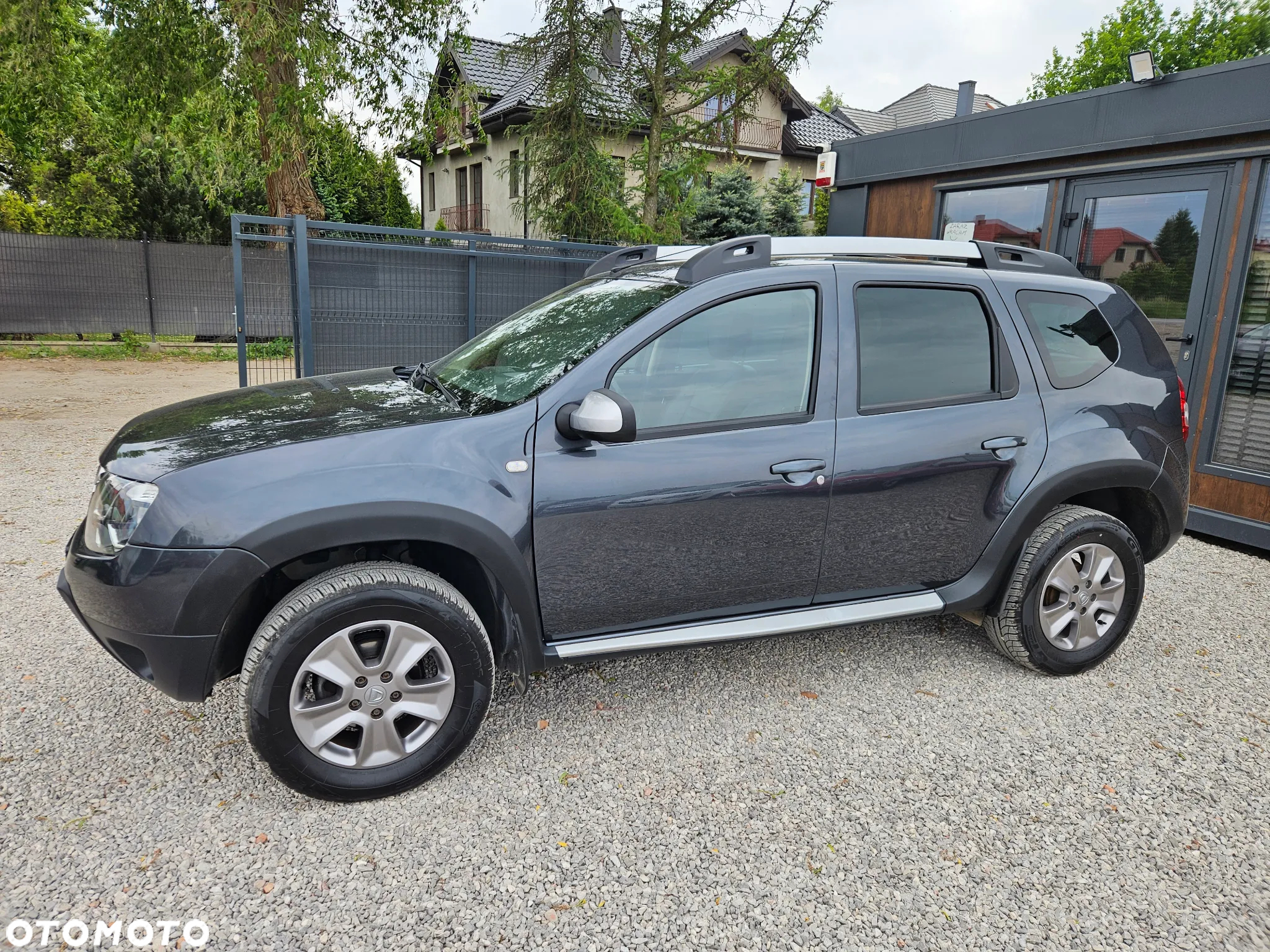 Dacia Duster 1.6 SCe Essential - 6