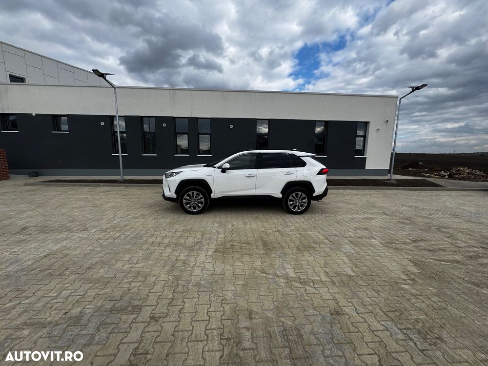 Toyota RAV4 2.5 Hybrid VVT-iE 4x4 Luxury Premium - 3