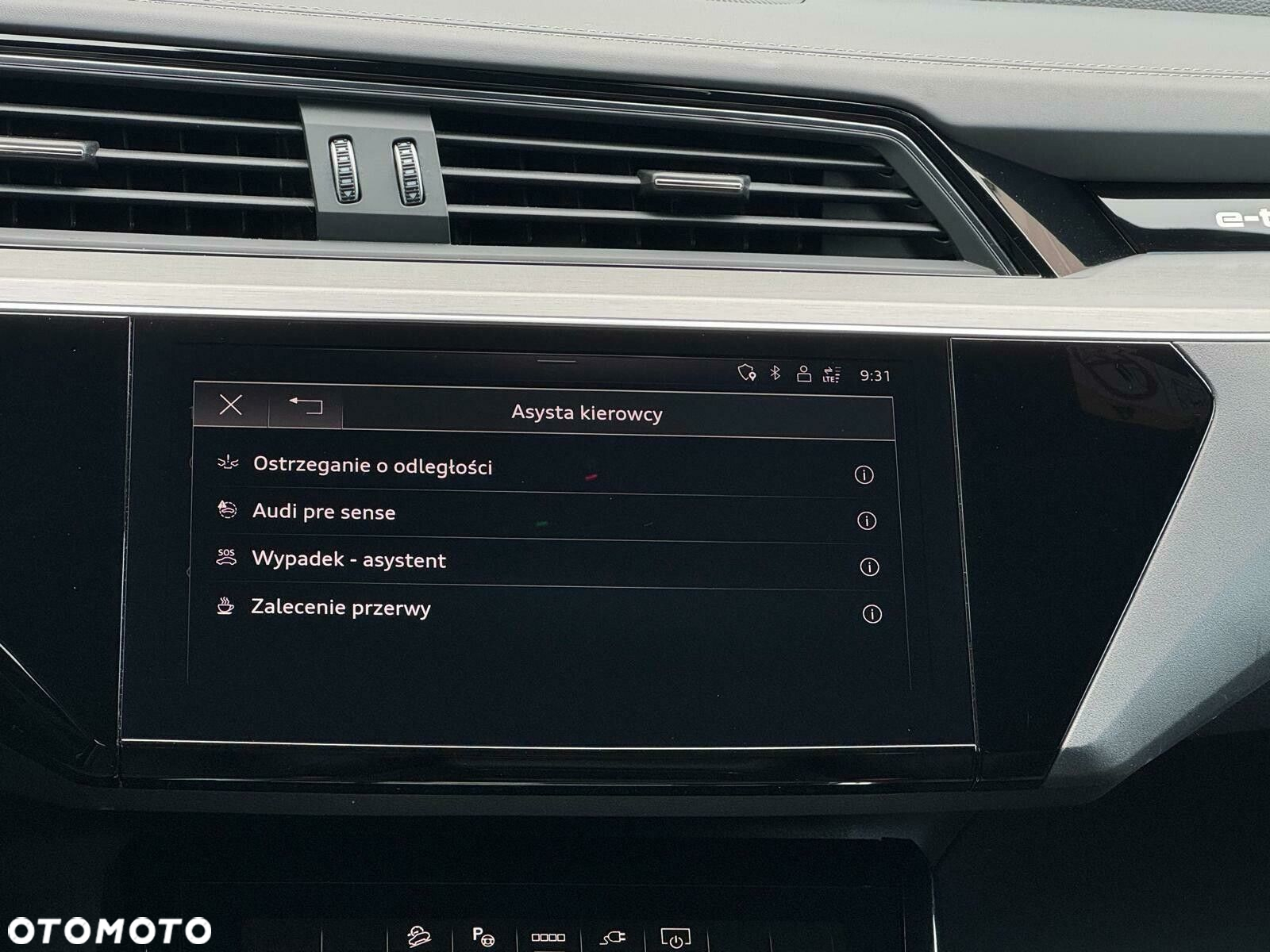 Audi e-tron - 25