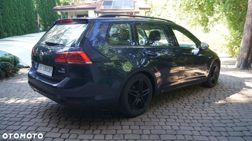 Volkswagen Golf 1.6 TDI BlueMotion Comfortline - 4