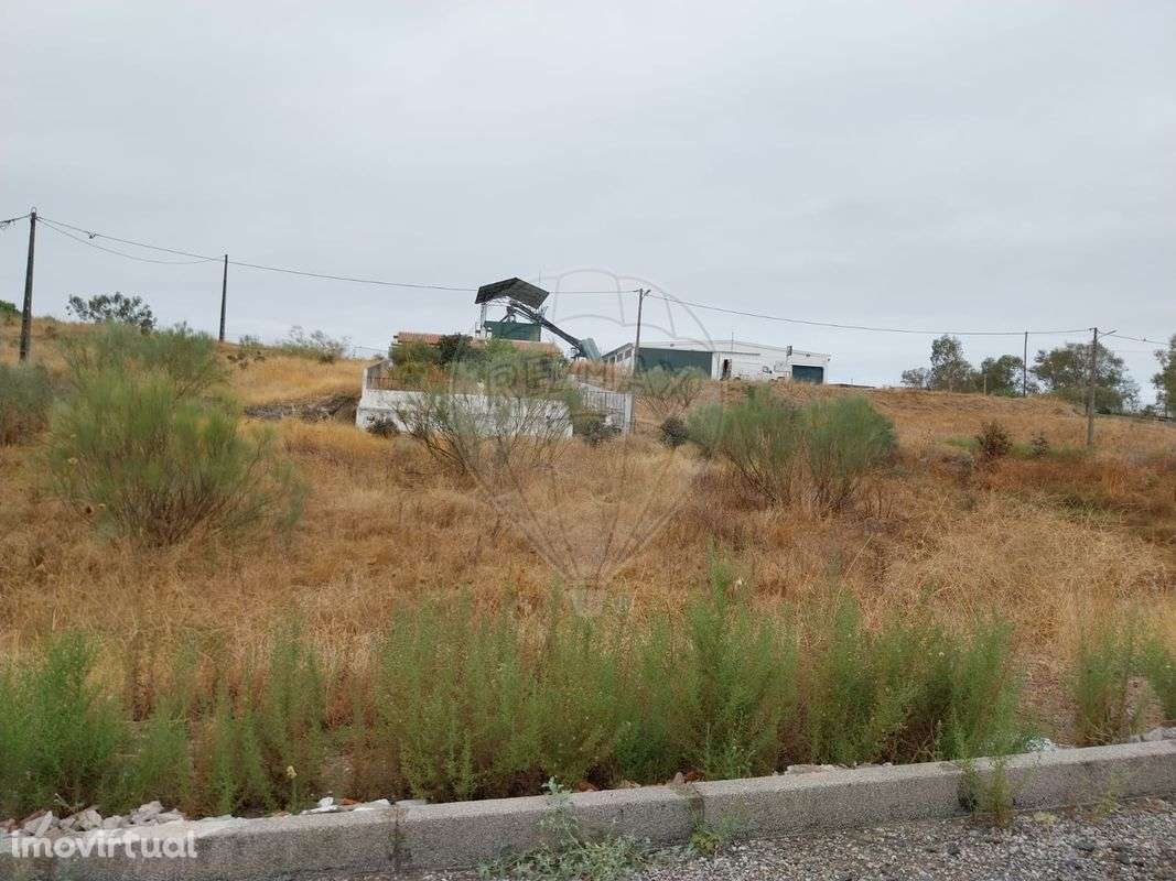 Terreno  para venda - Grande imagem: 2/3