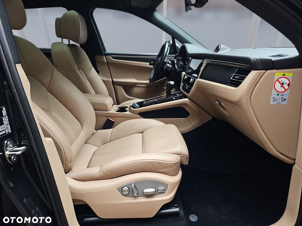 Porsche Macan T - 9