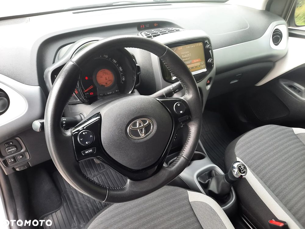 Toyota Aygo 1.0 VVT-i Black Edition - 17