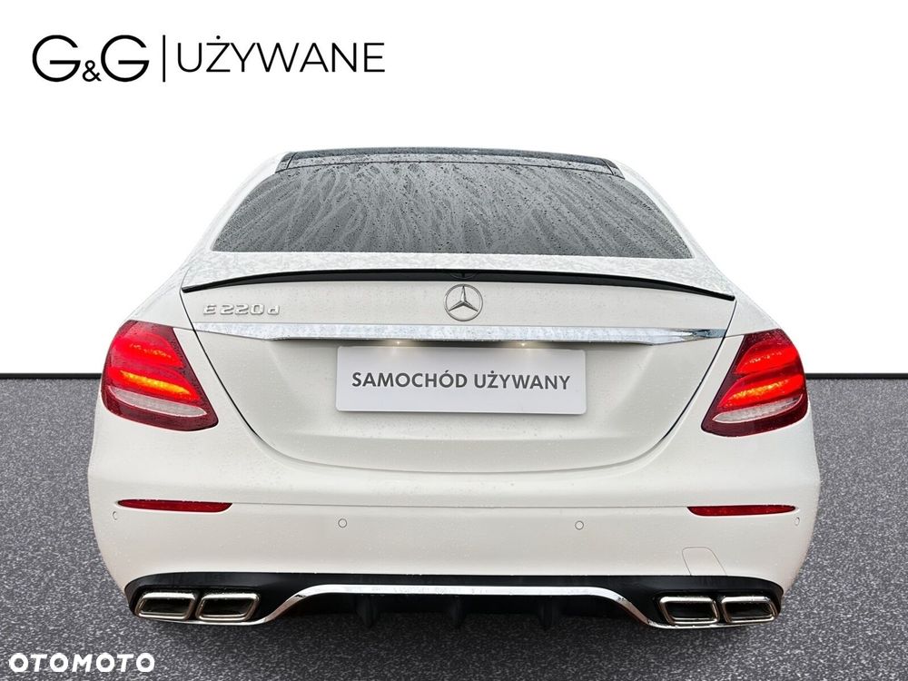 Mercedes-Benz Klasa E 220 d Business Edition 9G-TRONIC - 4