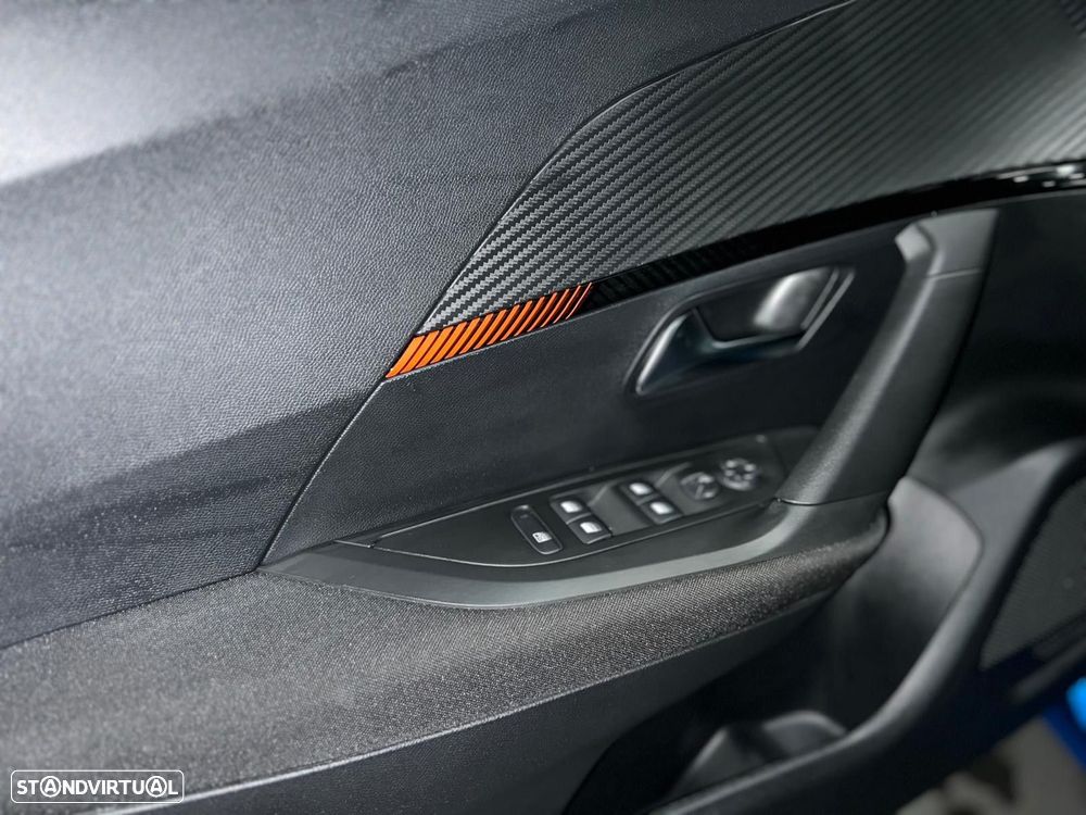 Peugeot e-2008 50 kWh Active Pack - 12