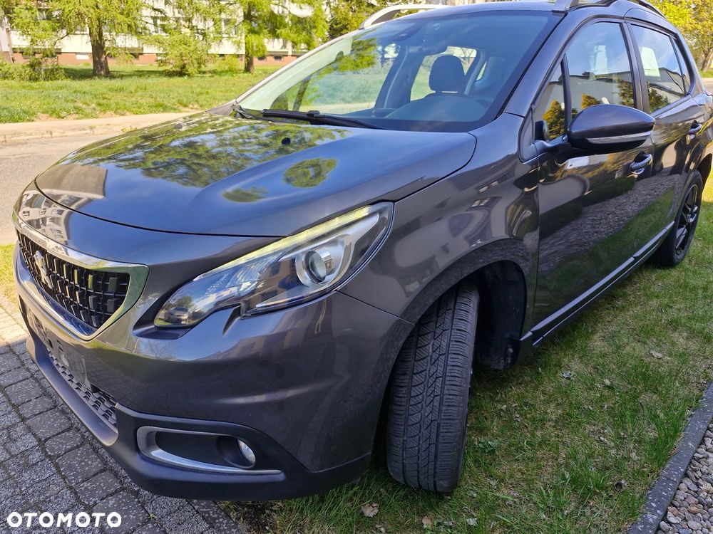 Peugeot 2008 e-HDi FAP 115 STOP & START Allure - 10