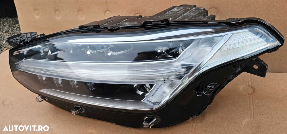 Far stanga Full Led Volvo XC90 Facelift 2019 2020 2021 2022 - 2
