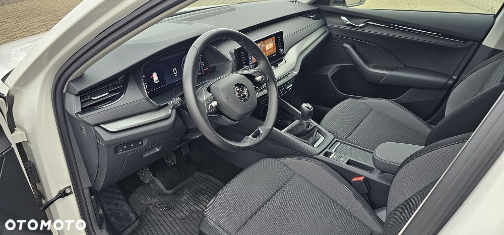 Skoda Octavia 1.5 TSI GPF ACT Ambition - 9