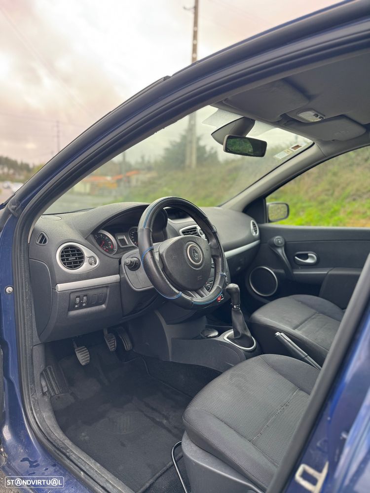Renault Clio 1.2 16V Dynamique S - 4