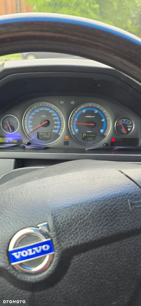 Volvo XC 90 2.4 D5 - 7